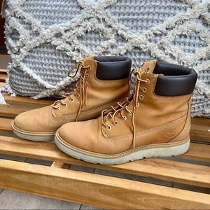 Woman’s Timberlands size 8.